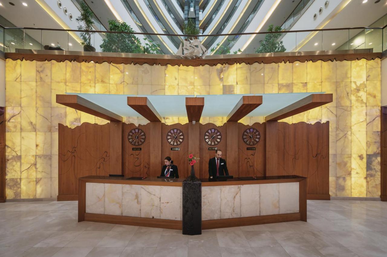Titanic Hotel & Spa Sulaymaniyah Exterior photo The lobby of the hotel