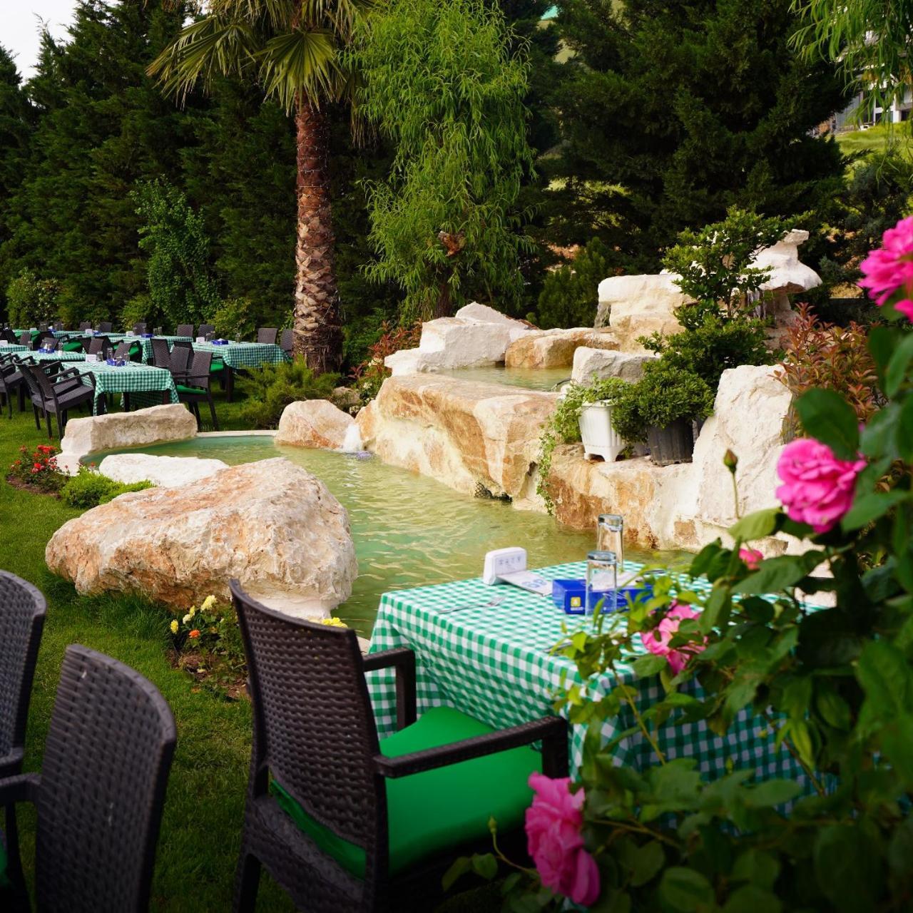 Titanic Hotel & Spa Sulaymaniyah Exterior photo The restaurant